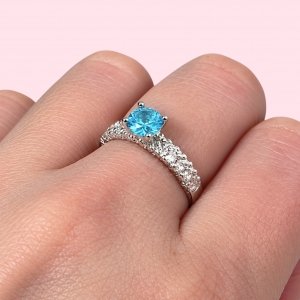 Anillo Solitario con Piedra Aguamarina de Plata 925