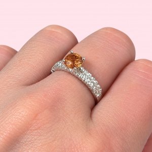 Anillo Solitario con Piedra Ambar de Plata 925