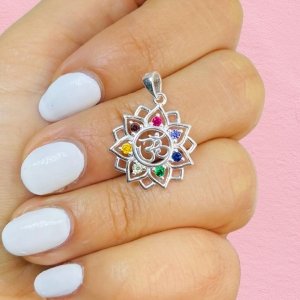 Dije Flor namaste cubic multicolor Plata Italiana