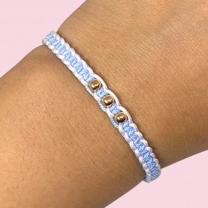 Pulsera Hilo Celeste-Blanca Con Bolitas Baño de Oro Gold 