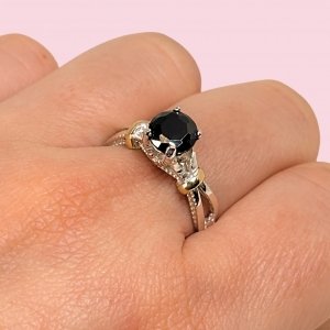 Anillo Compromiso de princesa con cubic Negro de Plata y Oro