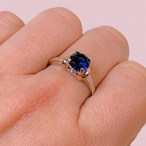 Anillo Selana solitario de compromiso Zafiro de Plata y Oro