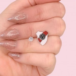 Aros combinados Escudo de River y cubic 4mm de Plata 925
