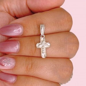 Dije Cruz Texturada chica de Plata 925