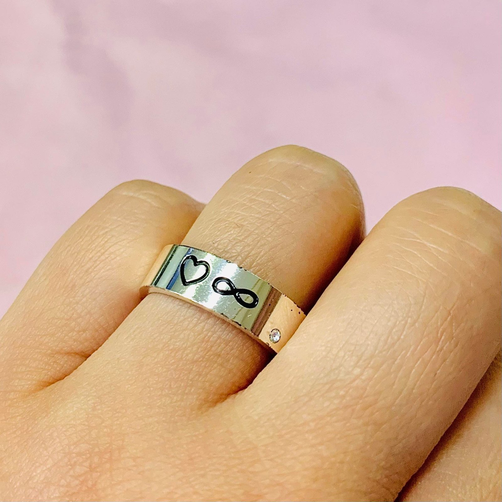 Anillo De Promesa De Corazón Infinito Con ópalo De Laboratorio